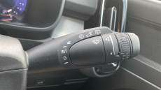 Volvo XC40 2.0 B3P Plus Dark 5dr Auto Petrol Estate